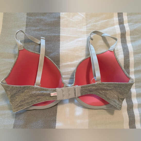 Pink by Victoria’s Secret Bra - Picture 3 of 4